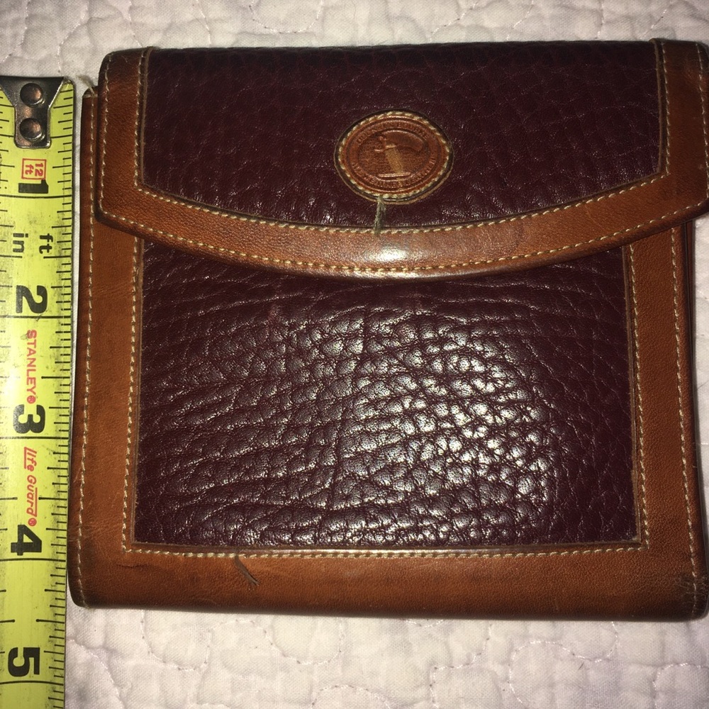 Vintage Dooney & Bourke kisslock wallet